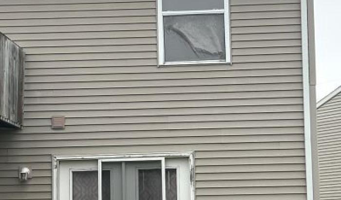 Partial back view with double door